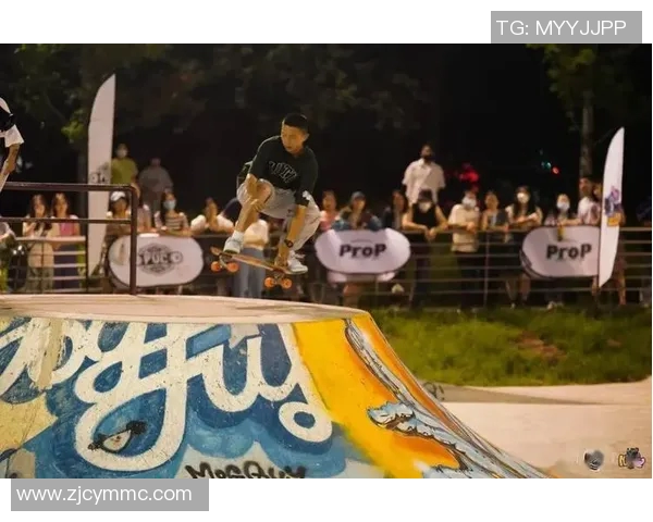 重庆飞盘队在世界滑板锦标赛中以51分稳居积分榜首位